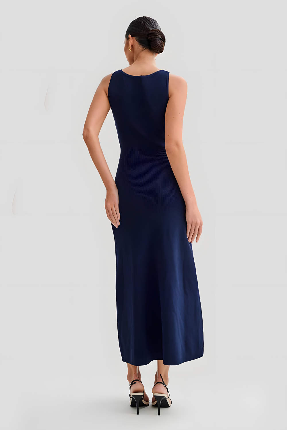 Adriana | Buttoned Midi Dress